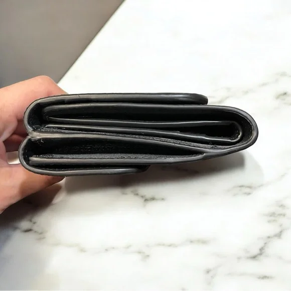 Coach Black Crossgrain Leather Small Wallet EUC - Picture 2 of 7
